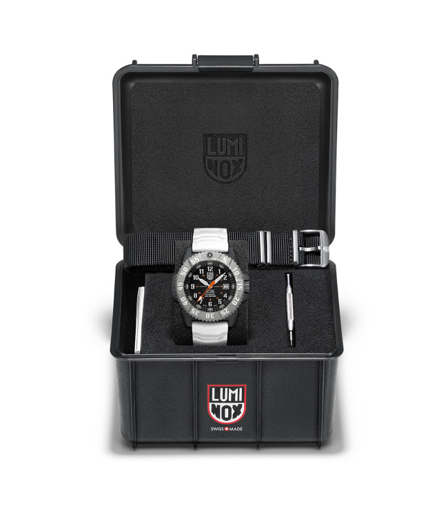 Luminox Carbon Seal 3359.SET